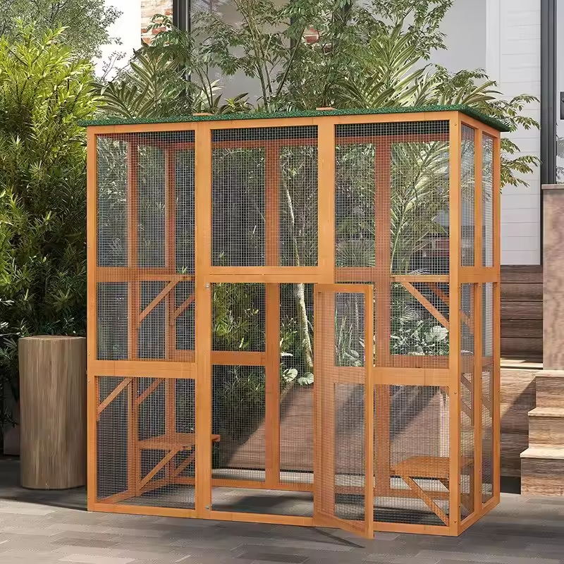 خانه گربه چوبی در فضای باز ویلایی گربه ضد آب خانه گربه چوبی در فضای باز ویلایی گربه ضد آب